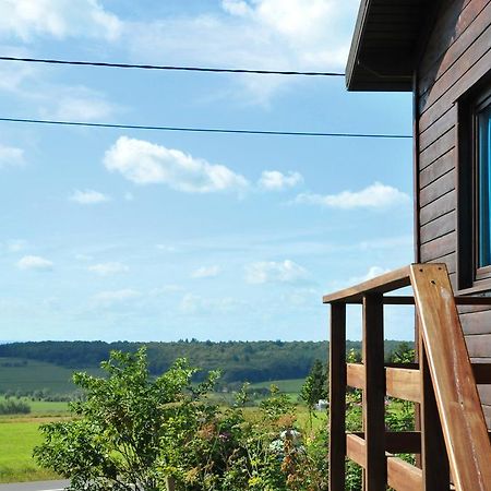 Arbre Dresse Villa Somme-Leuze Exterior photo