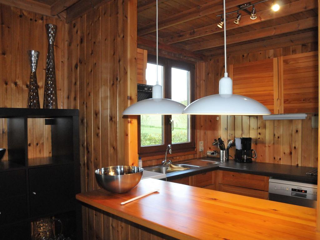 Arbre Dresse Villa Somme-Leuze Room photo